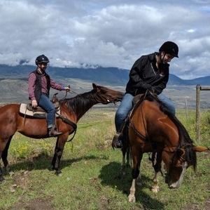 Meet your Posher, Julia